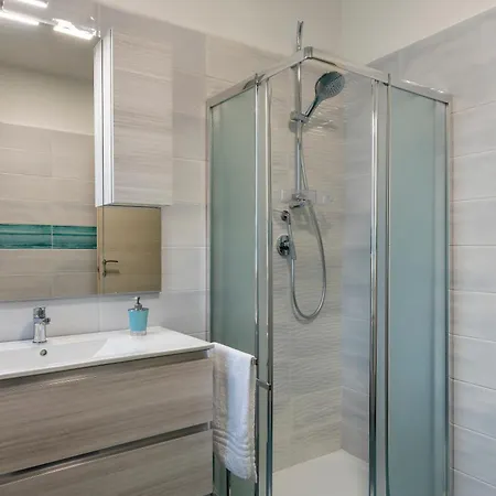 Tiffany Guest house 3*